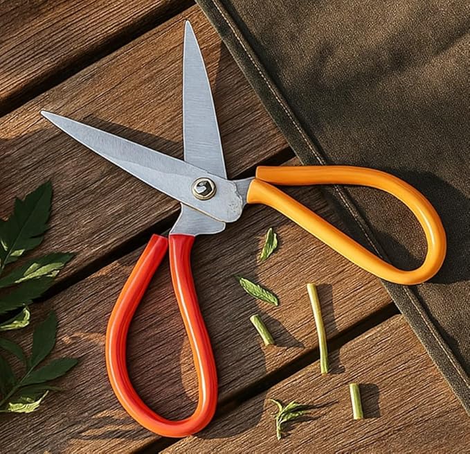 Latest Deal On Ugaoo Straight Blade Cutter- D Handle (Garden Scissors) - Dealsified
